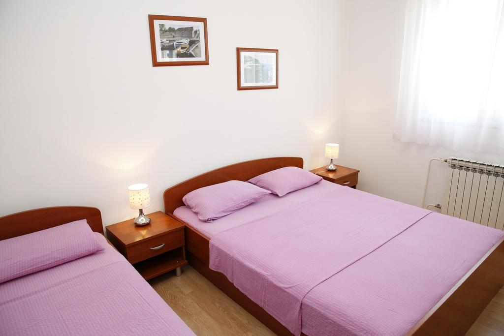 Apartmani Sprljan Vodice Buitenkant foto