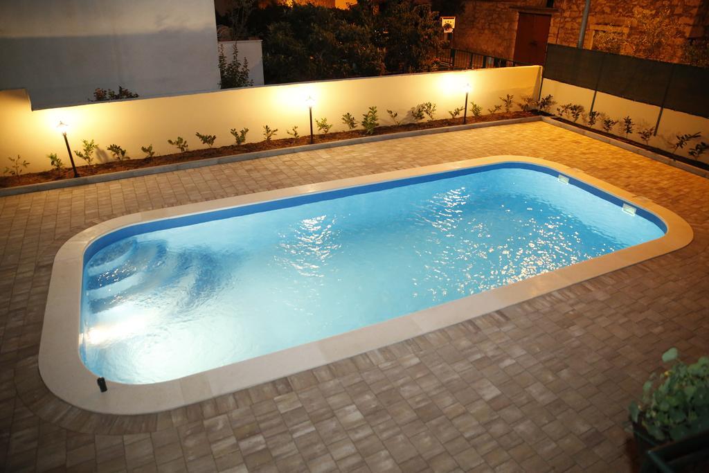 Apartmani Sprljan Vodice Buitenkant foto